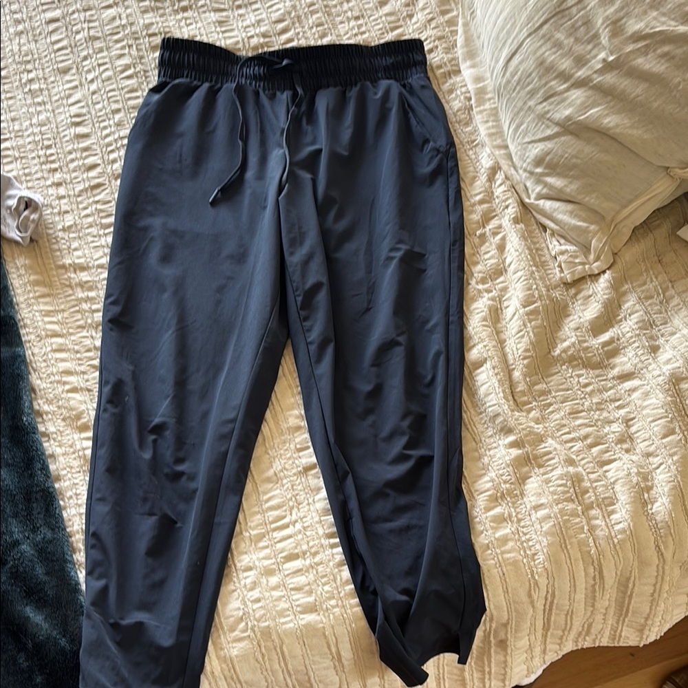 Women’s Navy Jogger Pants